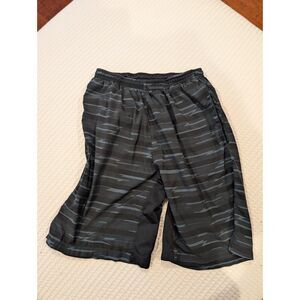 Nike Dri-FIT Boys Shorts – Size S – Black Lightning Pattern – Lightweight